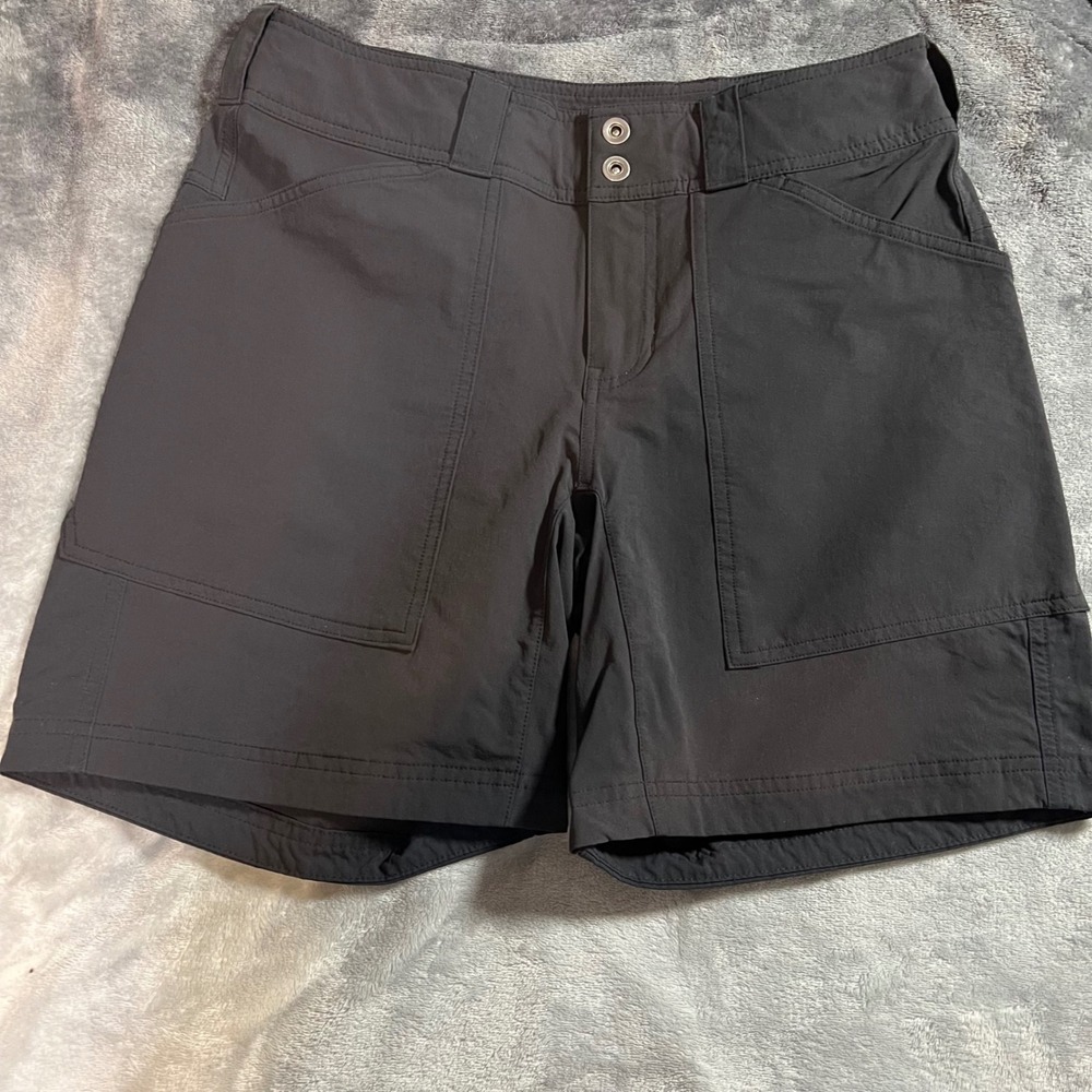 REI Co-op Hiking Shorts Womens 6 Black Excellent Utility Trail Gorpcore
